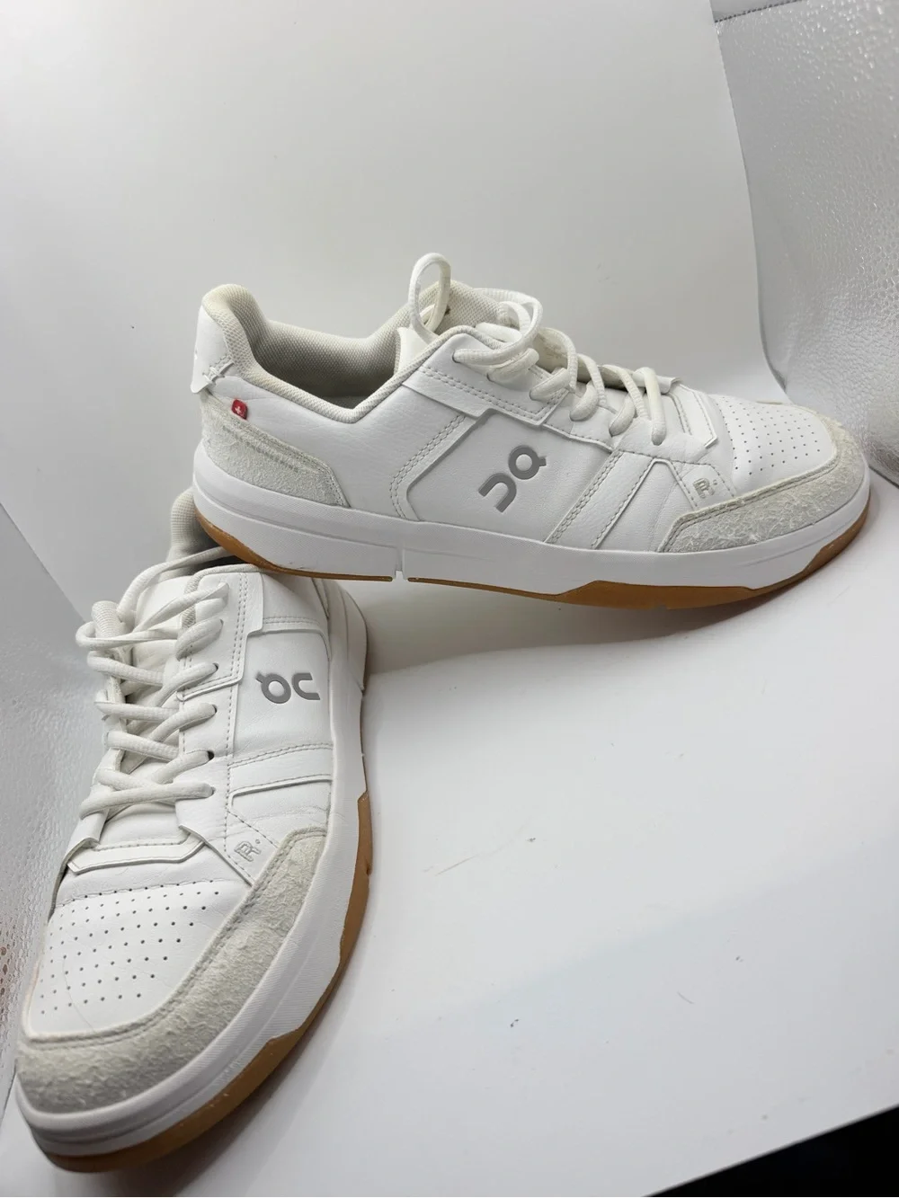 On Running Women's White and Gum-Soled Low-Top Sneakers